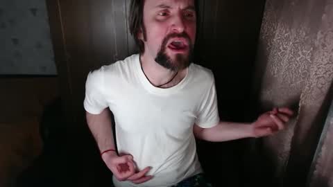 Snapshot of noise_zero chatting on 28, 11, 2025 Noise Zero online show from 28, 11, 2025