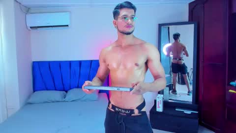 Im Nolan  online show from 9, 2, 2026