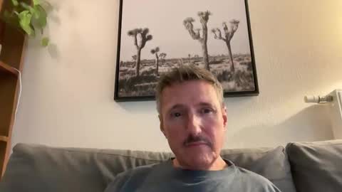 Snapshot of nolo34 chatting on 4, 12, 2025 nolo34 online show from 4, 12, 2025