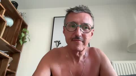 Snapshot of nolo34 chatting on 11, 6, 2026 nolo34 online show from 11, 6, 2026