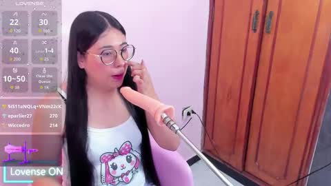 Snapshot of nomi_blue chatting on 14, 12, 2025 Nahomi online show from 14, 12, 2025