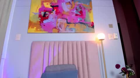Snapshot of nora_dasilva chatting on 24, 4, 2026 Nora Da Silva online show from 24, 4, 2026