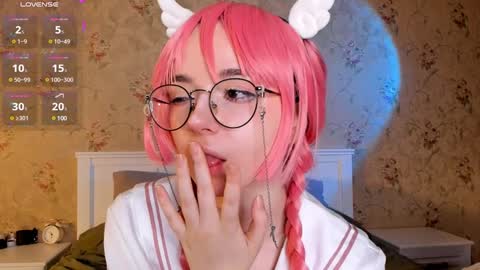 Nora Failure online show from 9, 12, 2024