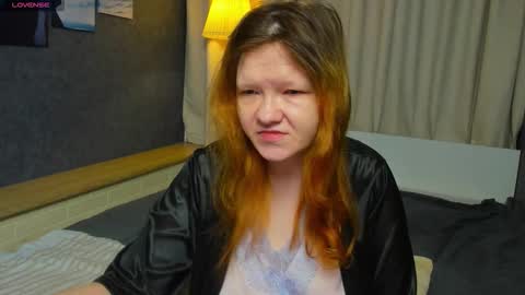 Snapshot of nora_lovvv chatting on 22, 11, 2025 Nora online show from 22, 11, 2025