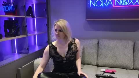 NoraNoxx online show from 13, 5, 2026