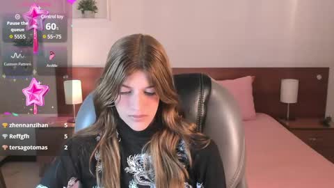 Snapshot of nora_vennucci chatting on 28, 12, 2024 Nora online show from 28, 12, 2024