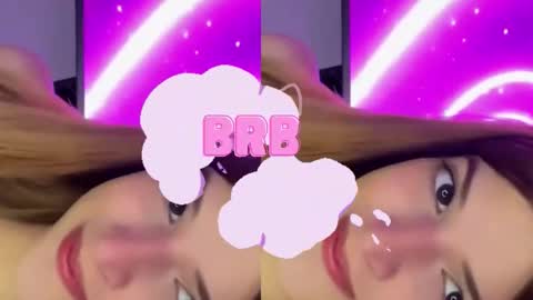 Snapshot of nora_vennucci chatting on 17, 9, 2025 Nora online show from 17, 9, 2025