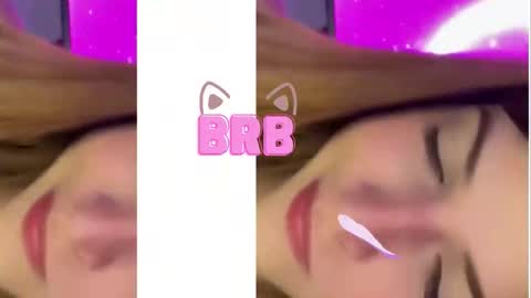 Snapshot of nora_vennucci chatting on 17, 12, 2025 Nora online show from 17, 12, 2025