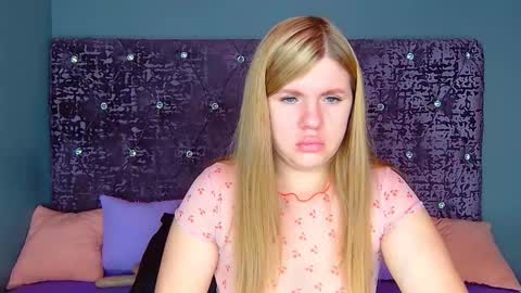 Nora online show from 10, 11, 2025