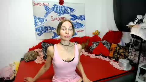 Snapshot of noraohgreys chatting on 12, 5, 2026 Nora online show from 12, 5, 2026