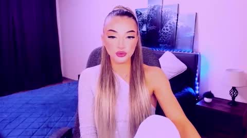 NoraSun online show from 9, 11, 2025