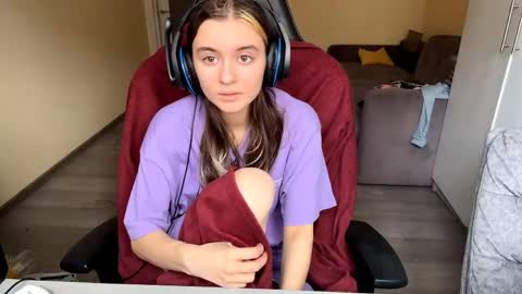 Elena online show from 10, 4, 2026