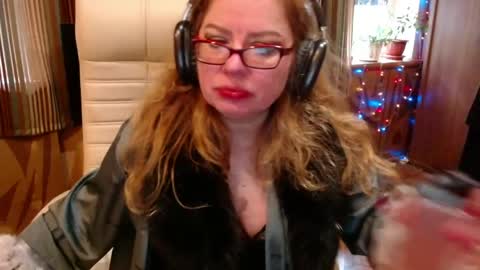Snapshot of norma_gin chatting on 16, 5, 2026 miss Tress online show from 16, 5, 2026