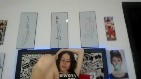 Snapshot of normaa22 chatting on 9, 6, 2026 Norma online show from 9, 6, 2026