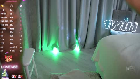 Snapshot of notfallenangel chatting on 30, 12, 2024 Anna Check my Bio Help me to reach 300 thumbs up online show from 30, 12, 2024