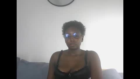Snapshot of notorioussaint chatting on 9, 10, 2025 notorioussaint online show from 9, 10, 2025