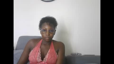 Snapshot of notorioussaint chatting on 15, 10, 2025 notorioussaint online show from 15, 10, 2025