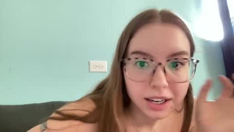 Snapshot of notsydneysweeney chatting on 1, 7, 2026 notsydneysweeney online show from 1, 7, 2026