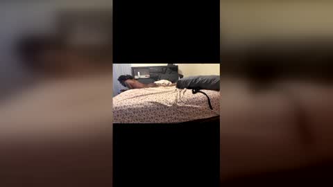 Snapshot of noturaveragemilf chatting on 2, 12, 2025 noturaveragemilf online show from 2, 12, 2025