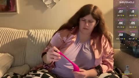 NotUrBabyMoms online show from 20, 1, 2025