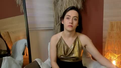nova_grey__ online show from 18, 6, 2026