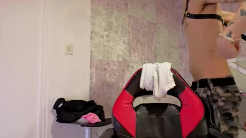 Nova Salvatore online show from 20, 2, 2026