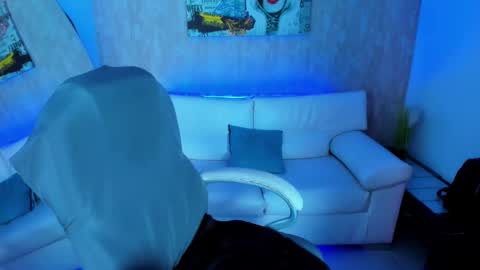 Snapshot of nova_sex1 chatting on 9, 11, 2025 nova online show from 9, 11, 2025