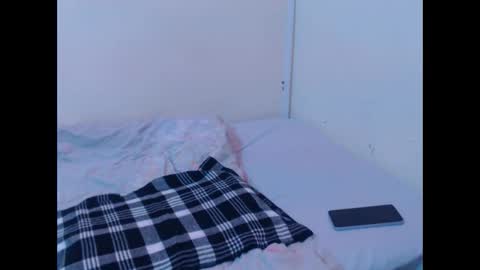 Snapshot of nova_vixen chatting on 8, 10, 2025 nova_vixen online show from 8, 10, 2025