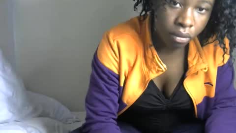 Snapshot of novaah chatting on 12, 10, 2025 novaah online show from 12, 10, 2025
