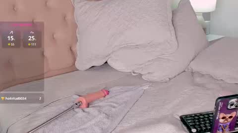 Snapshot of novacyysantos chatting on 26, 2, 2025 Andrea online show from 26, 2, 2025