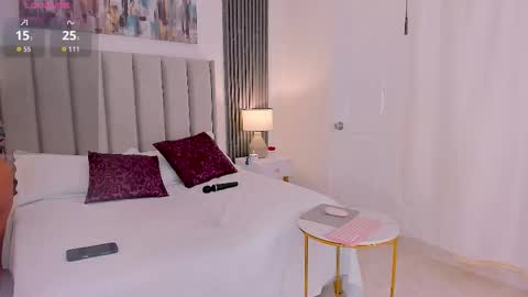 Snapshot of novacyysantos chatting on 6, 11, 2025 Andrea online show from 6, 11, 2025