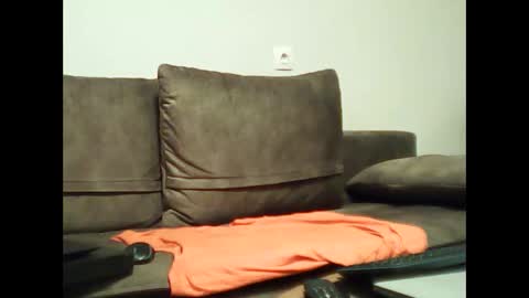 Snapshot of nudist_man chatting on 1, 3, 2025 Milen online show from 1, 3, 2025