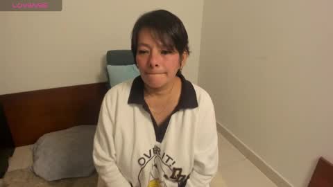 nuit_rose online show from 8, 1, 2025