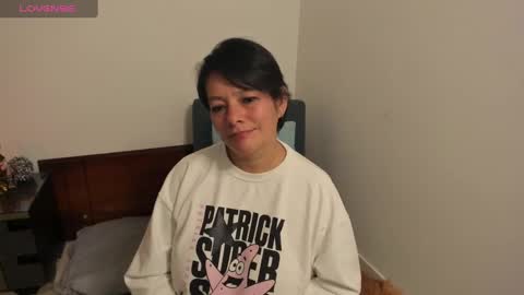 nuit_rose online show from 6, 2, 2025