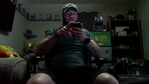 Snapshot of number1dad_ chatting on 9, 9, 2025 Awwwww Hey Sweetie Pies. Welcome To The Sweetie Pie Lounge. Enjoy The Dad-Cast. SweetCorny Fun-loving Dad Talk. online show from 9, 9, 2025