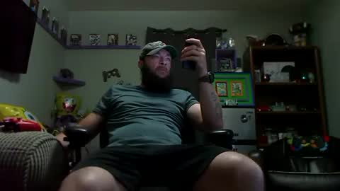 Snapshot of number1dad_ chatting on 10, 9, 2025 Awwwww Hey Sweetie Pies. Welcome To The Sweetie Pie Lounge. Enjoy The Dad-Cast. SweetCorny Fun-loving Dad Talk. online show from 10, 9, 2025