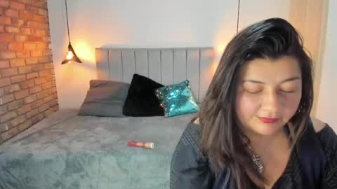 NURY FOX online show from 11, 4, 2026