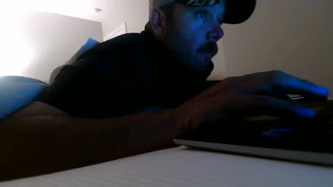 nuttincowboy727272 online show from 15, 4, 2026