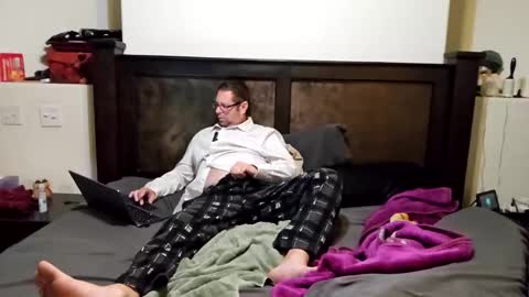 Snapshot of nutttyprof chatting on 22, 10, 2025 nuttyprof online show from 22, 10, 2025