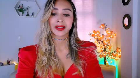 Nycole online show from 23, 12, 2024