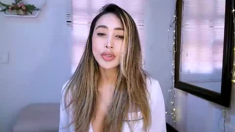 Nycole online show from 12, 9, 2025