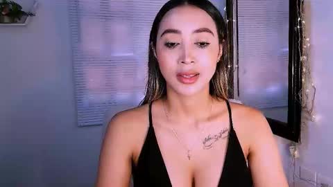 Nycole online show from 3, 11, 2025