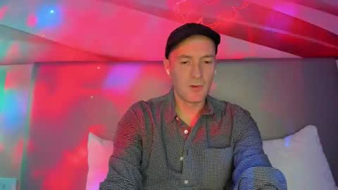 HudsonValleyNYfun online show from 4, 12, 2025