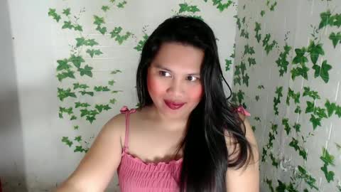 Snapshot of nylecummer chatting on 6, 3, 2025 nylecummer online show from 6, 3, 2025