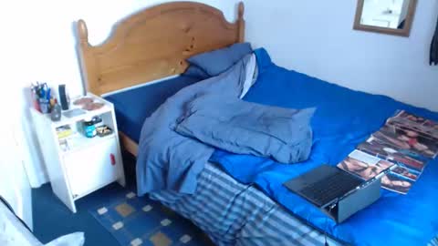 Snapshot of nylon_natalie chatting on 15, 10, 2025 nylon natalie-tranny online show from 15, 10, 2025