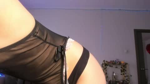 Snapshot of nymph_bliss chatting on 12, 5, 2026 Nymph bliss online show from 12, 5, 2026