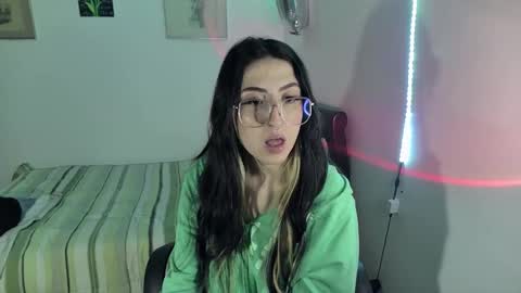 Snapshot of nymph_frida chatting on 17, 2, 2025 Frida online show from 17, 2, 2025