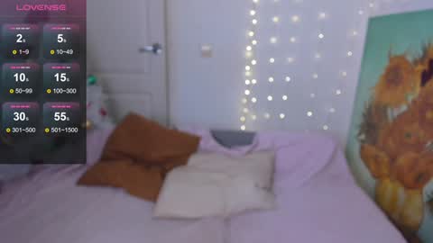 Snapshot of nymphobabee chatting on 17, 1, 2025 crystal 3 online show from 17, 1, 2025