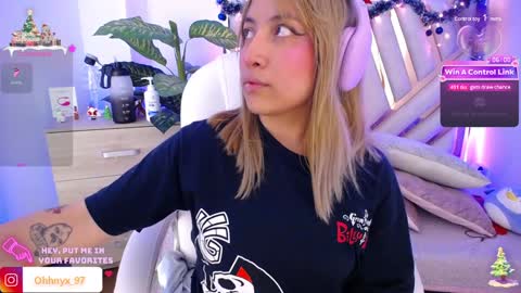 Snapshot of nyx_andria chatting on 17, 12, 2024 Alex . online show from 17, 12, 2024