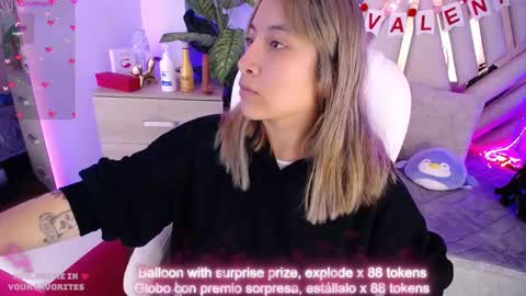 Snapshot of nyx_andria chatting on 16, 2, 2025 Alex . online show from 16, 2, 2025